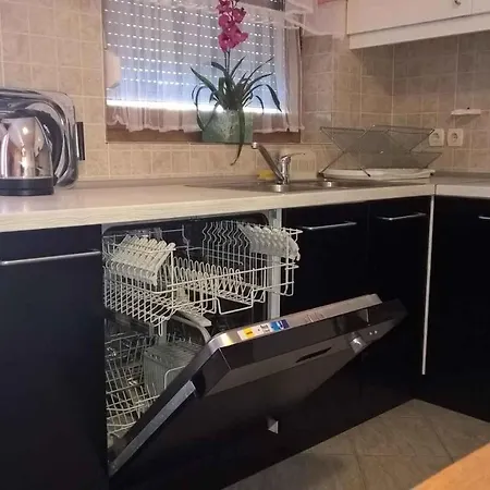 In - Balaton 18978 *