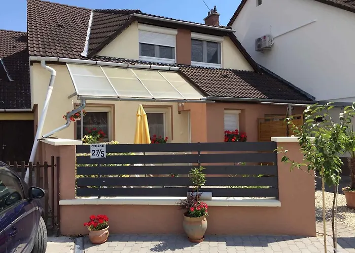 In - Balaton 18978 Balatonkenese