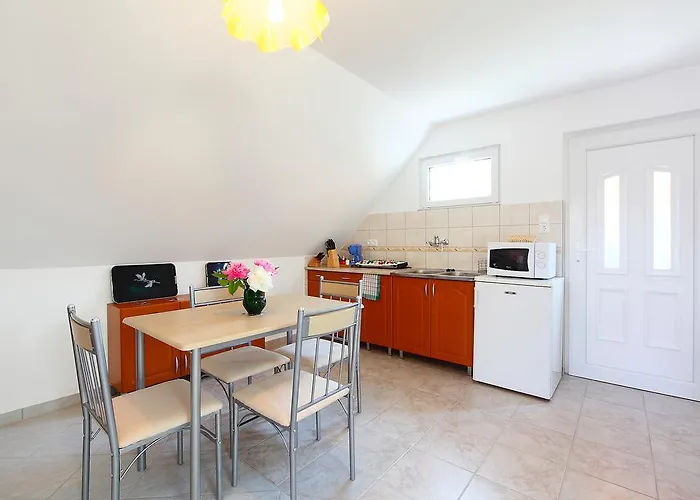 Apartament In - Balaton 18978 Balatonkenese