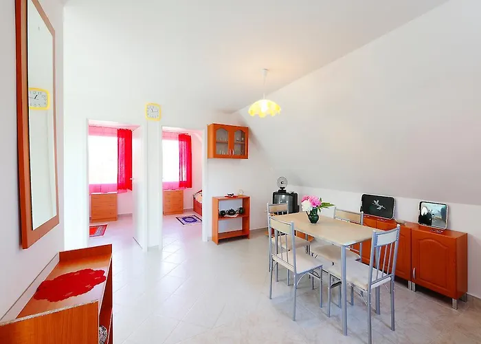 In - Balaton 18978 Apartman *